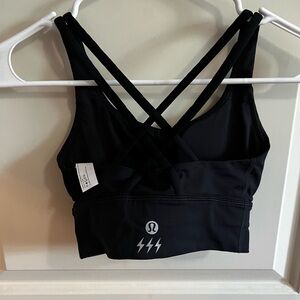 EUC seekdiscomfort x lululemon colab sports bra